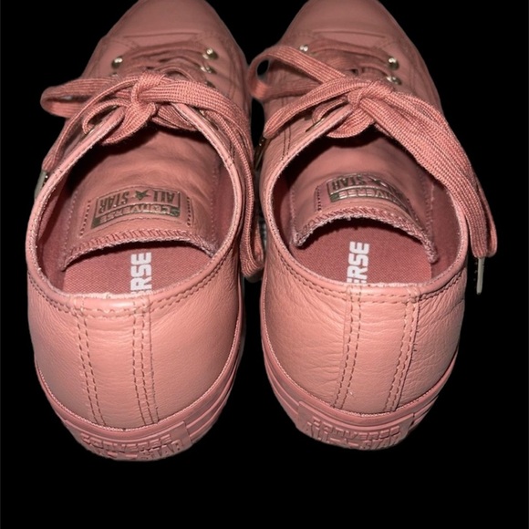 RARE Limited Edition: Leather Converse Nude Collection Unisex​​ - Picture 6 of 8